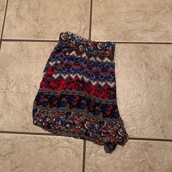Patterned Shorts - Picture 1 of 5